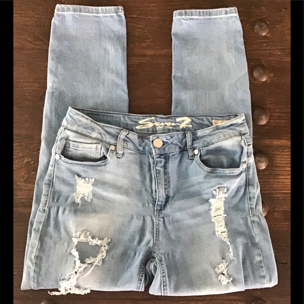 🐳Seven7 Light Wash Destroyed Skinny Jeans 12